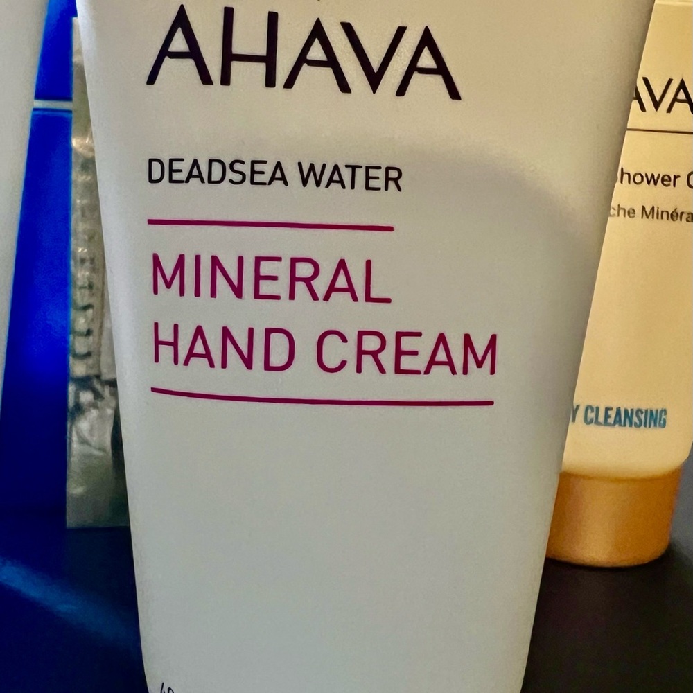 AHAVA Beyond Boundaries Triple Treat - Hand Cream, Body Lotion, Shower Gel Set - Picture 6 of 8